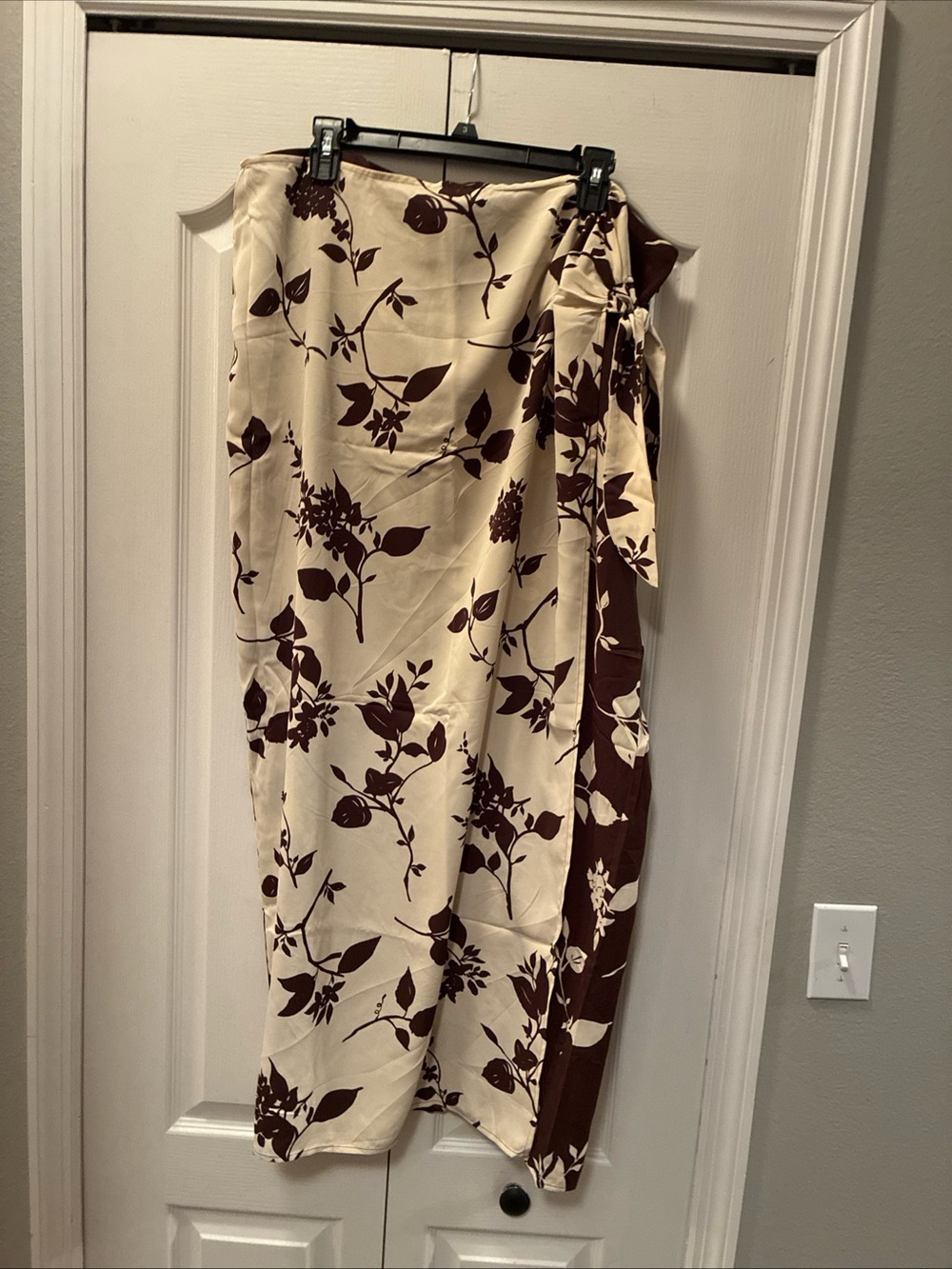 Abercrombie fitch ladies maxi skirt size XL-tall